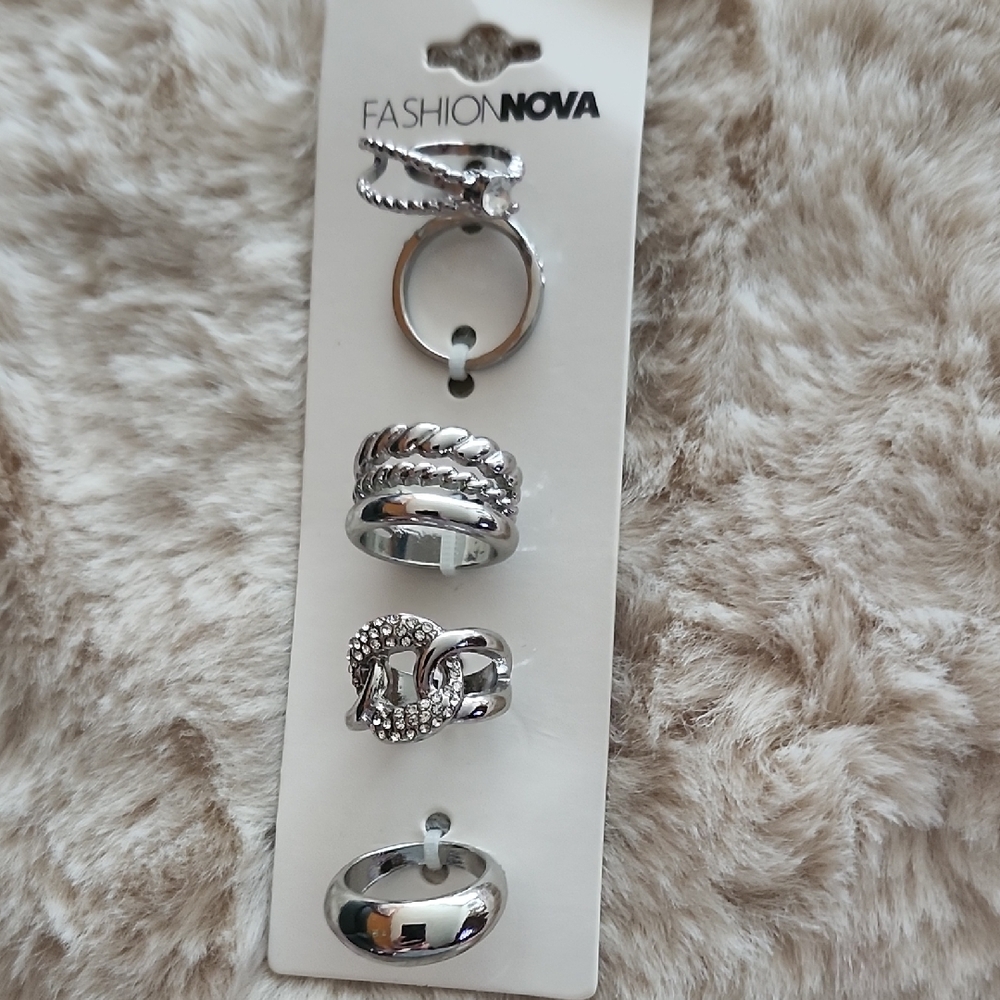 Fashion Nova Shiny Silver Ring Collection Brand New On Card Never Worn